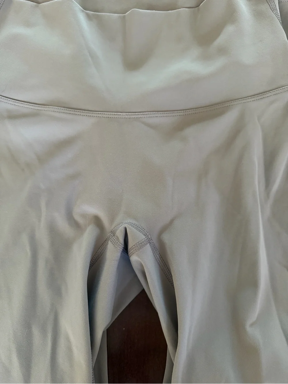 lululemon athletica High-Rise Leggings in Taupe Beige